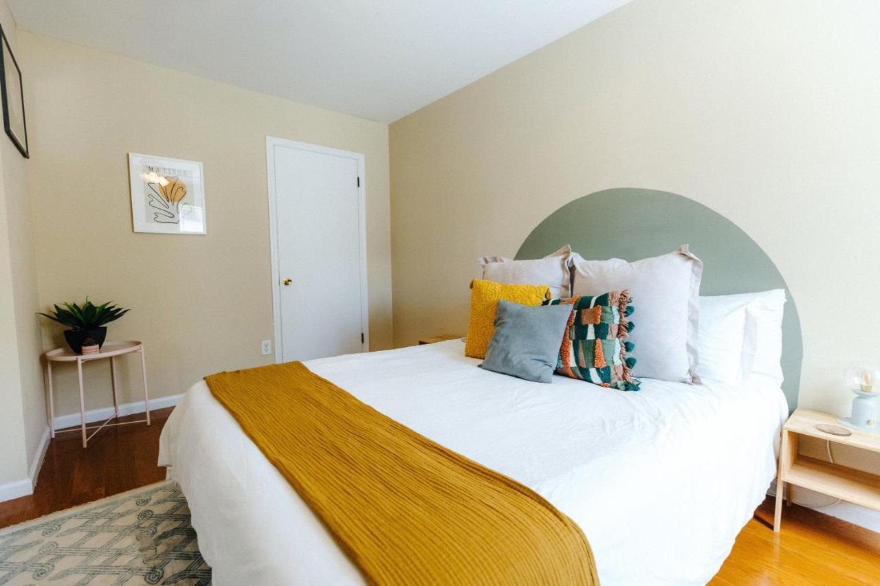 Centrally Located 3Br Overton Square Fast Wifi Free Parking Yes Pets Мемфис Экстерьер фото