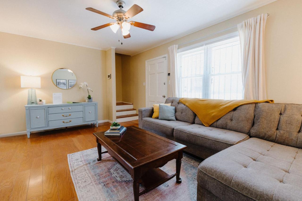 Centrally Located 3Br Overton Square Fast Wifi Free Parking Yes Pets Мемфис Экстерьер фото