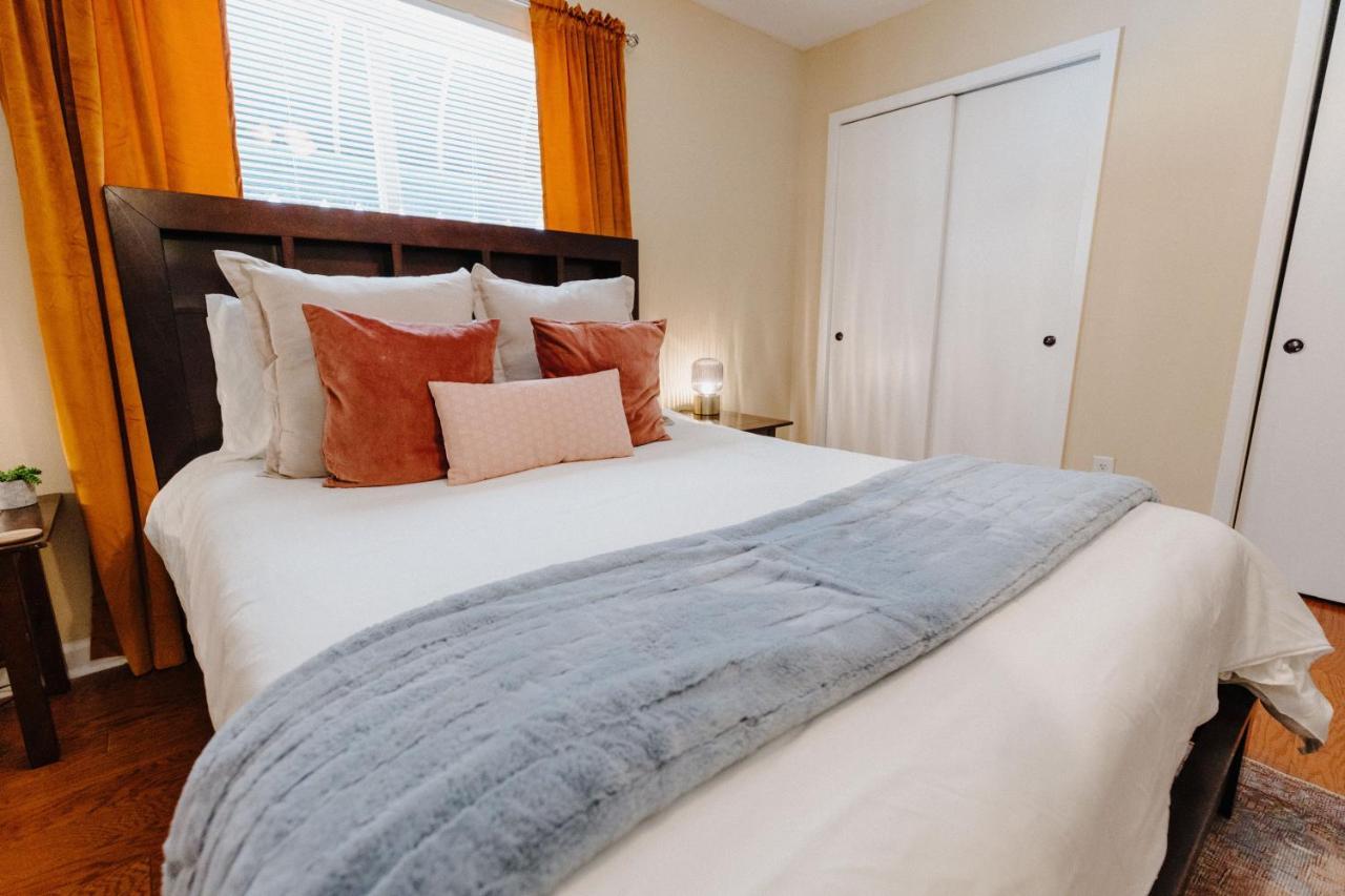 Centrally Located 3Br Overton Square Fast Wifi Free Parking Yes Pets Мемфис Экстерьер фото